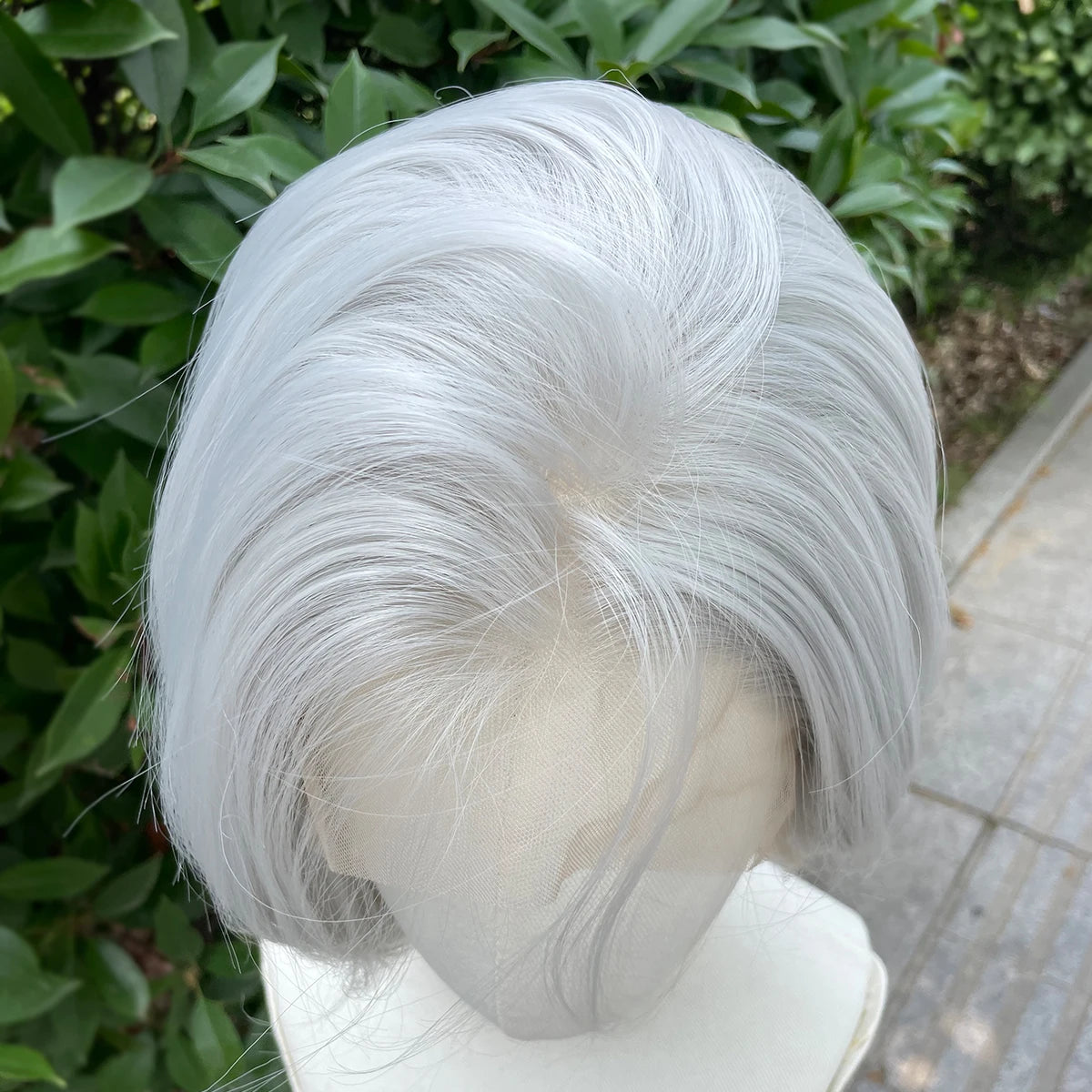 Sliver Gray Short Bob Cut Synthetic Lace Front Wigs for Women Cosplay Wigs for Men Light Grey Glueless 13x4 Lace Front Wigs