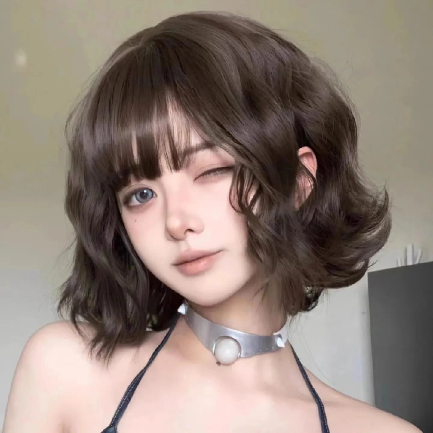 Black short curly hair high quality synthetic wig fashion natural big wave wig ladies wig