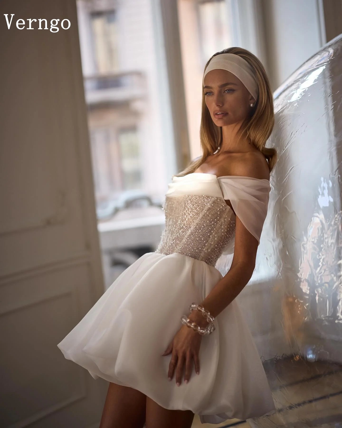 Verngo lvory Mini Wedding Dress Strapless A LIne Ball Bridal Gowns Women Beadings Short Bride Dresses Vestido Marriee