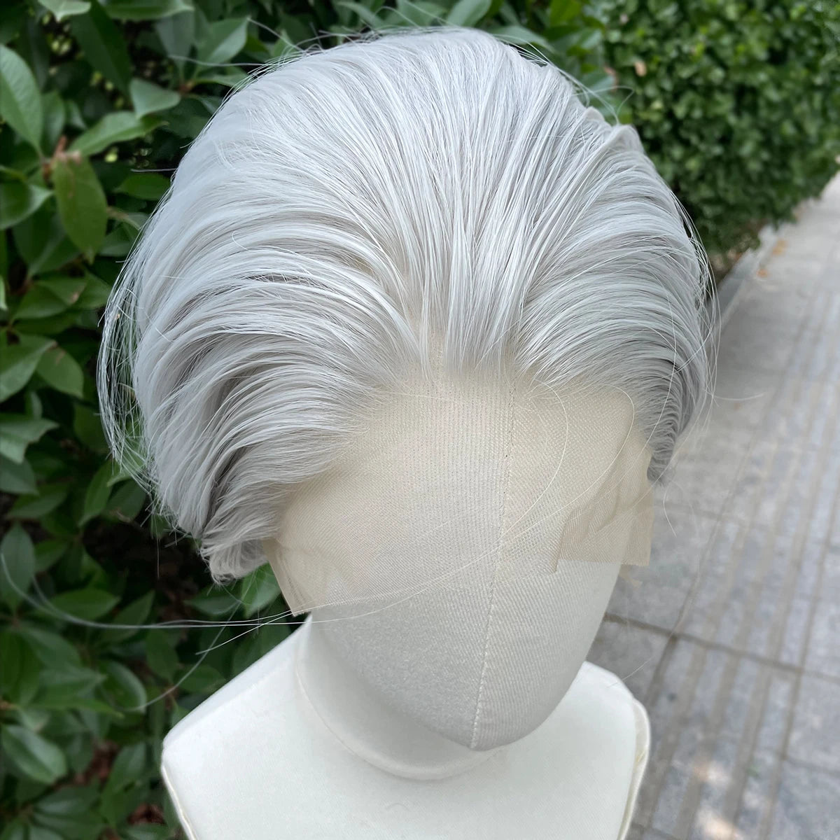 Sliver Gray Short Bob Cut Synthetic Lace Front Wigs for Women Cosplay Wigs for Men Light Grey Glueless 13x4 Lace Front Wigs