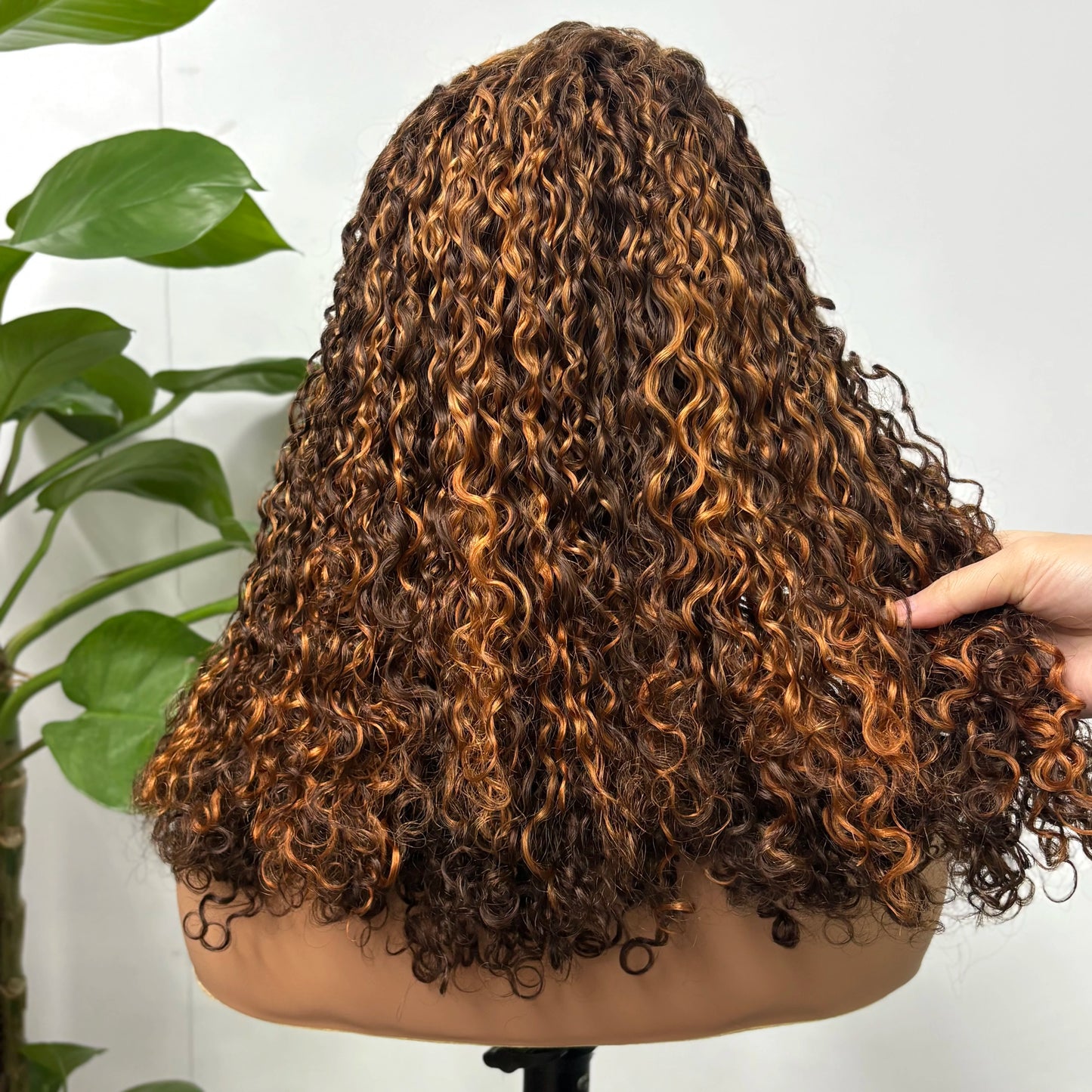 350% Density 13x4 Lace Frontal Pixie Curly Human Hair Wigs 12A Colored Water Wave Raw Burmese Bouncy Curly Hair Wigs for Women