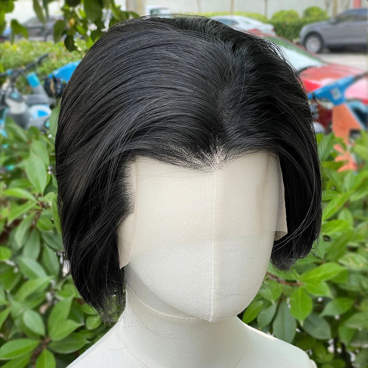 Widow‘s Peak Jet Black Synthetic Wigs for Men 13x4 Lace Front Wigs Short Bob Cut Cosplay Wigs for Women 150% Density Glueless