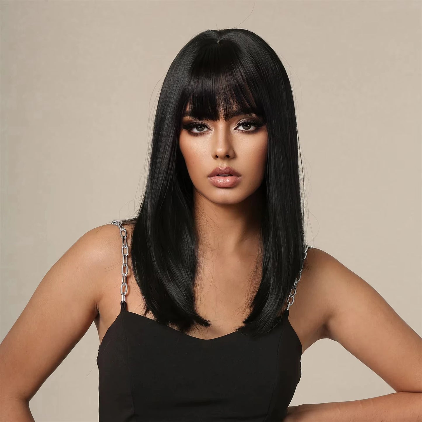 Straight Black Bob synthetic wig with straight bangs mid-length cosplay wig Ladies natural hair Daily high temperature silk wig